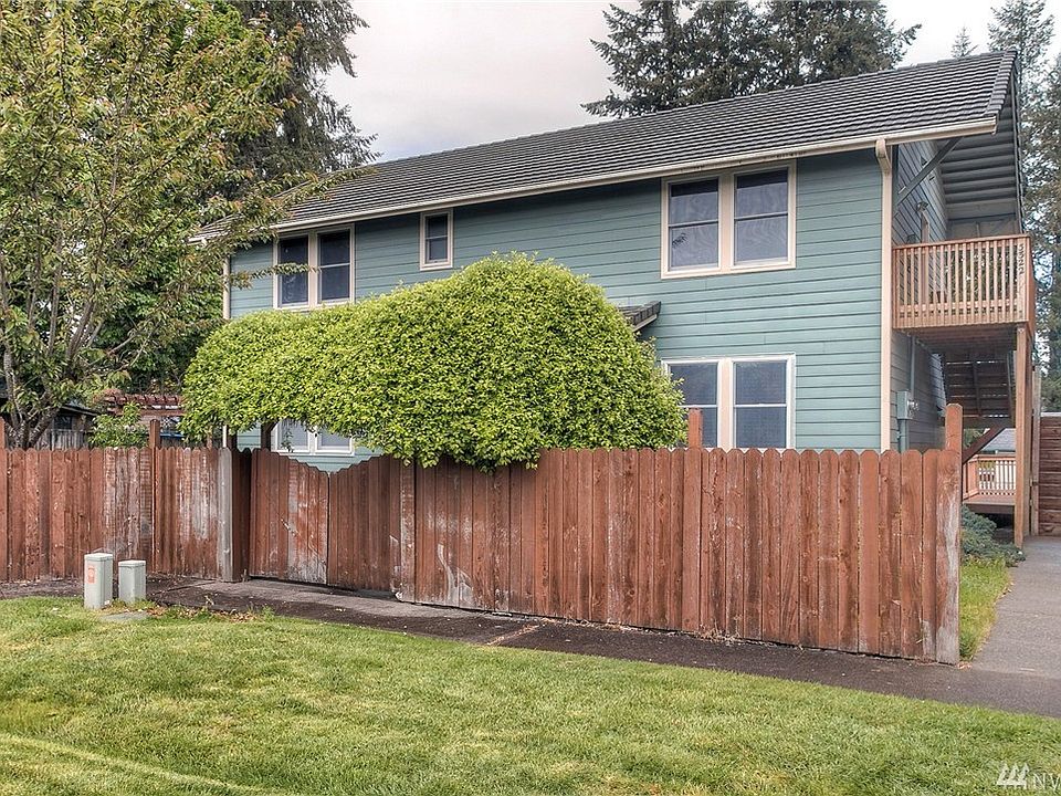 1st image of 3522 17th Way SE