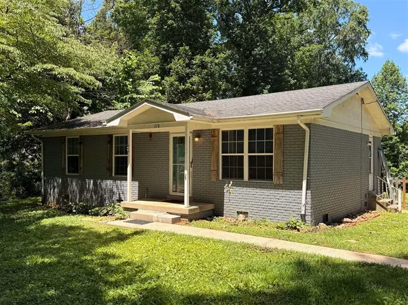 378 Castle Heights Rd, Bowling Green, KY 42103