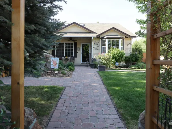 1493 W Saint Patrick St, Boise, ID 83706