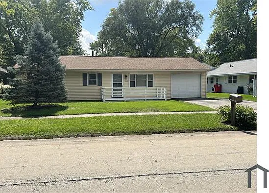 3 bed, 1300 sqft, $1,685 — Photo 3