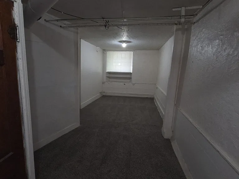 201 N Chestnut St #203 — Photo 15