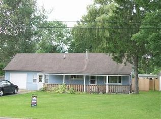 12161 National Dr, Grafton, OH 44044