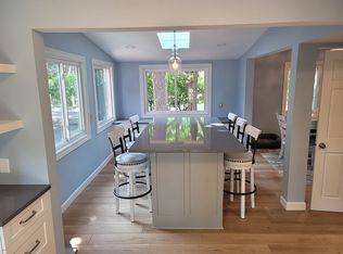 843 Sumter Ave S, Golden Valley, MN 55426