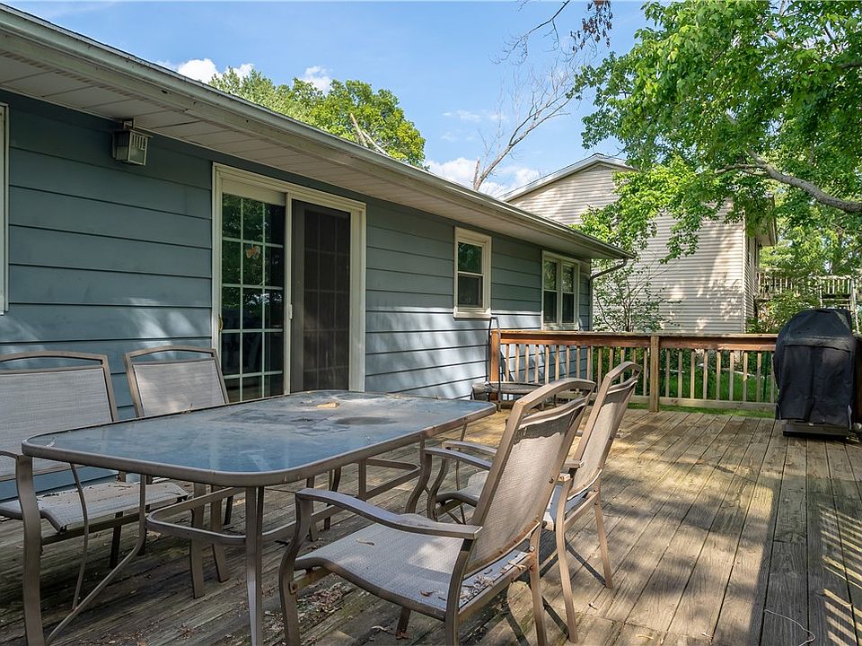 225 Bell Ct, Mount Zion, IL 62549 Zillow