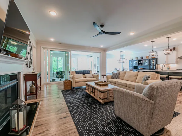 805 Calista Dr, Wake Forest, NC 27587