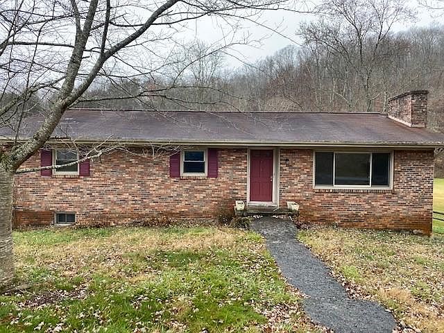 1st image of 301 Shady Brook Dr