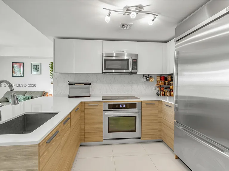 1300 Brickell Bay Dr #2411 — Photo 1