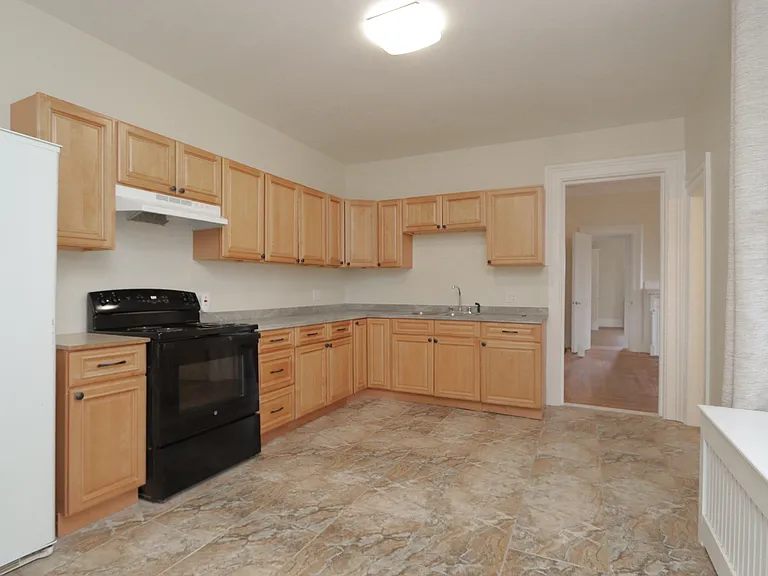 1851 Northampton St #1L — Photo 12