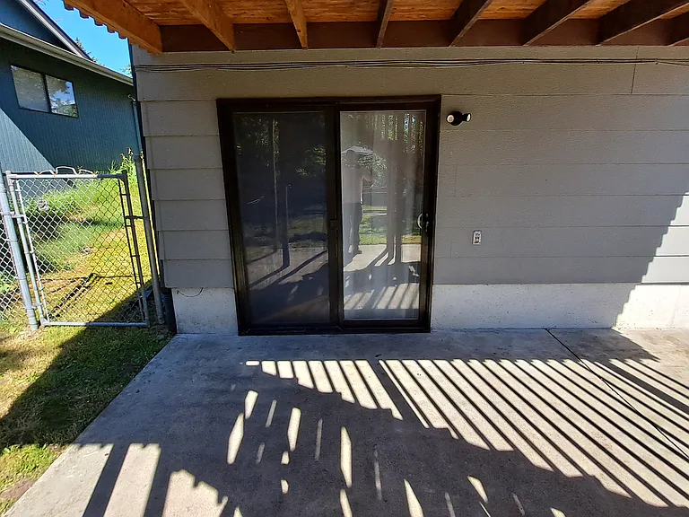 1316 S Woodlawn St — Photo 69
