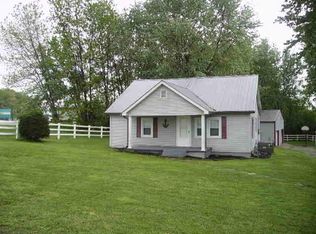 612 Days Rd, Lafayette, TN 37083