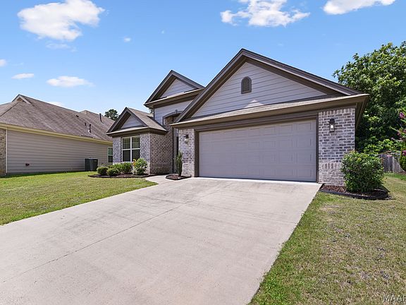 3rd image of 605 Glenmede Ln