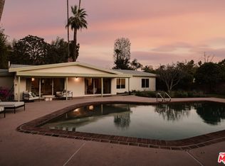 6001 Manton Ave, Woodland Hills, CA 91367