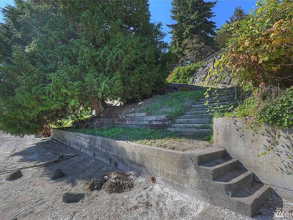 3rd image of 17442 S Angeline Ave NE
