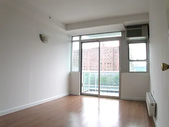 Rented by Uptown Property Group