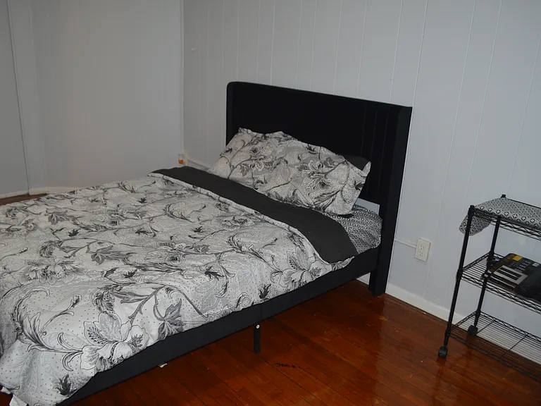 73 2nd St #2A — Photo 10