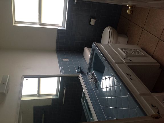 4th image of 6710 10th Ave N