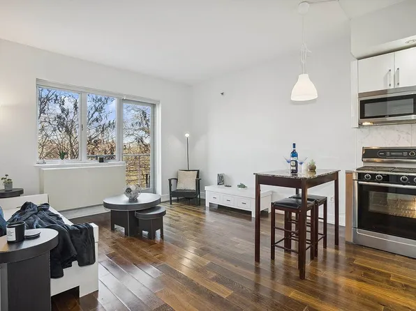 100 Maspeth Ave APT 4B, Brooklyn, NY 11211