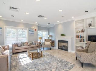 502 W River Rd APT 98, Hooksett, NH 03106