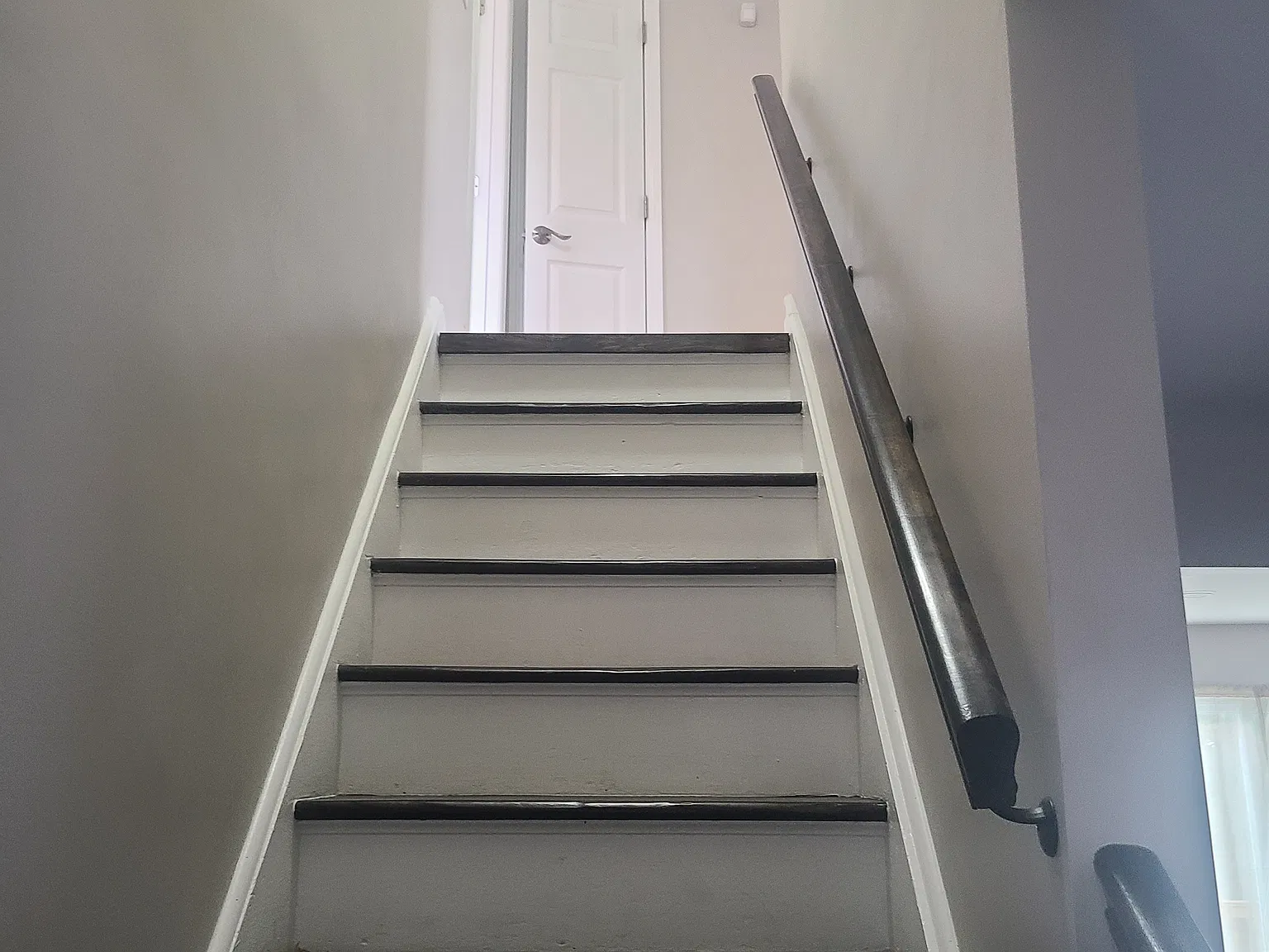 4 bed, 2900 sqft, $4,000 — Photo 4