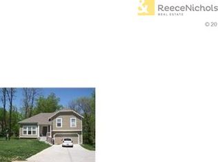 9808 NW Barry Rd, Kansas City, MO 64153