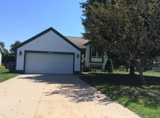 11406 Rosewood Ave, Allendale, MI 49401
