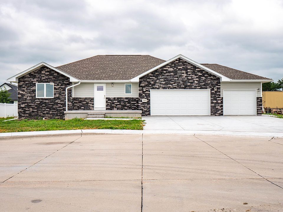 1st image of 5305 18th Avenue Pl