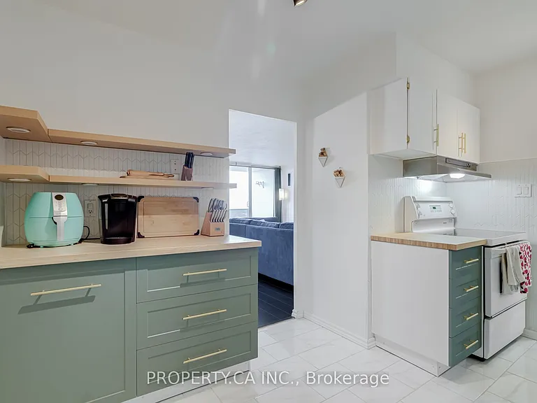 85 Emmett Ave #2008 — Photo 13