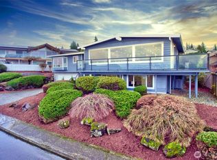 13901 Somerset Ln SE, Bellevue, WA 98006