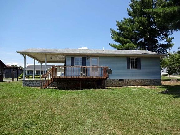 4th image of 2025 Fairlawn Dr