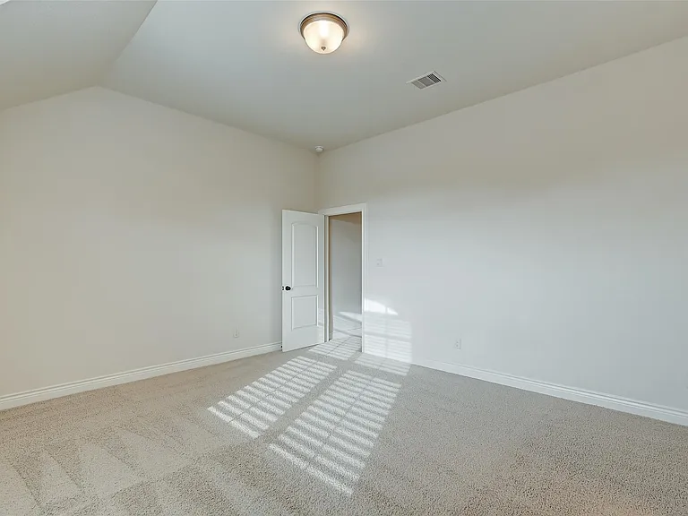 4006 Misty Waters Ln — Photo 33