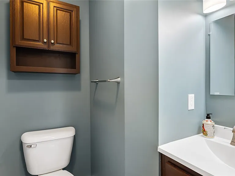 40 Alverstone Way — Photo 25