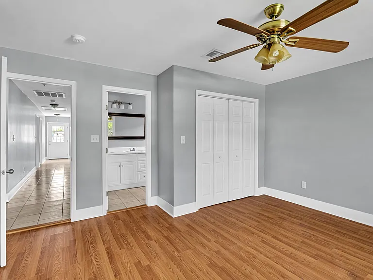 5151 Saint Anthony Ave — Photo 7