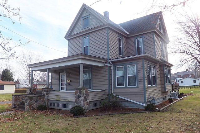 1st image of 435 E Walnut St