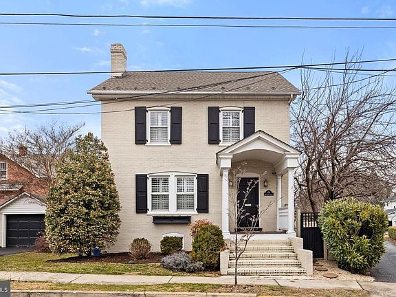 2nd image of 154 Montague Ave