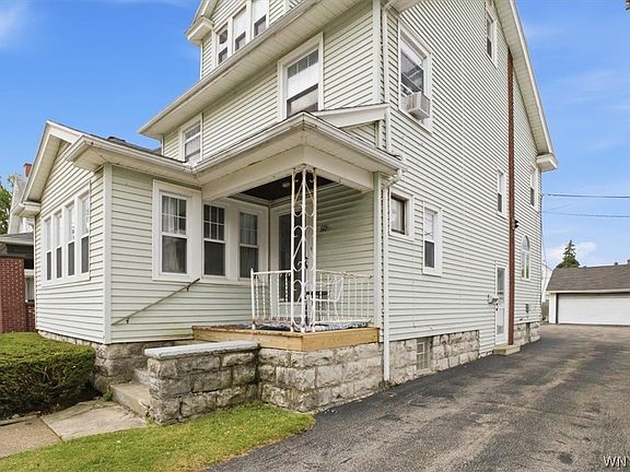 3rd image of 50 Saranac Ave