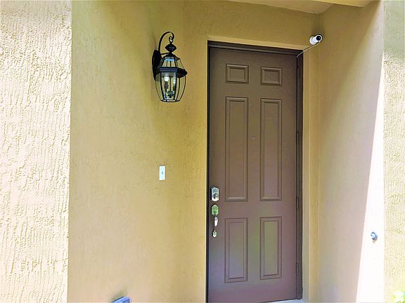 3rd image of 10378 Wellington Parc Dr