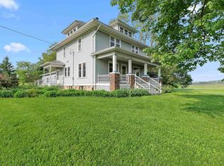 N8101 Bay View Rd, Horicon, WI 53032