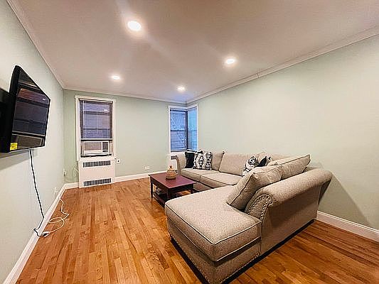 3rd image of 69-40 Yellowstone Blvd #114