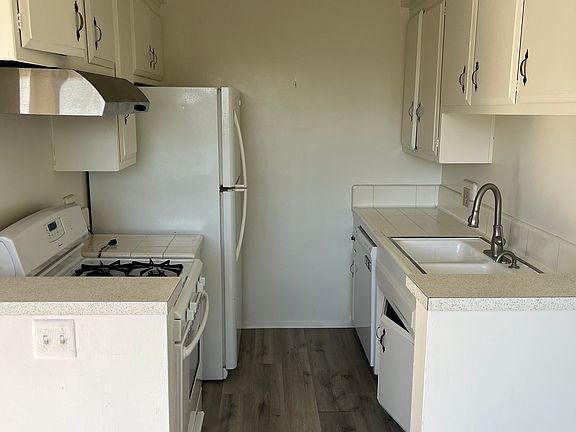2nd image of 329 California Ave APT 20