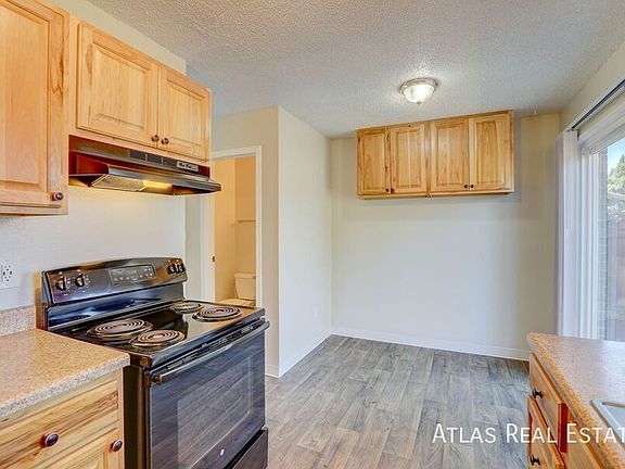 4th image of 1931 Vance St #1