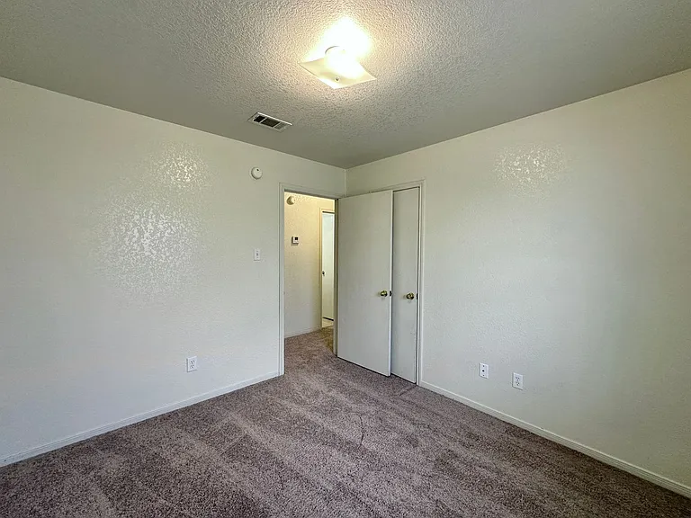 2207 Indian Trl — Photo 13