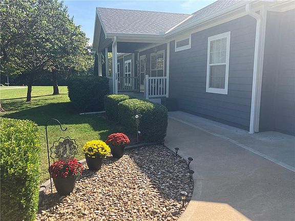 4th image of 828 N 7th Street Ct