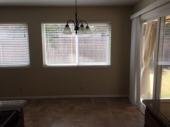 3rd image of 1756 Greengate St