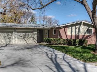 9634 Ohio St, Omaha, NE 68134