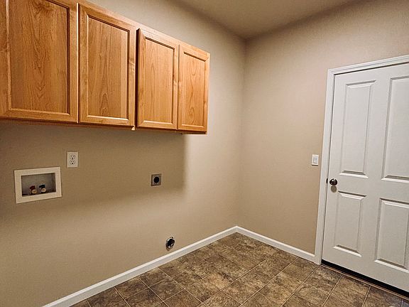 5th image of 2477 W 12th Ave