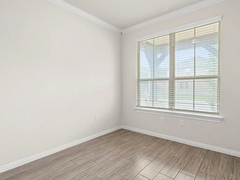 9802 Acero Dr — Photo 7