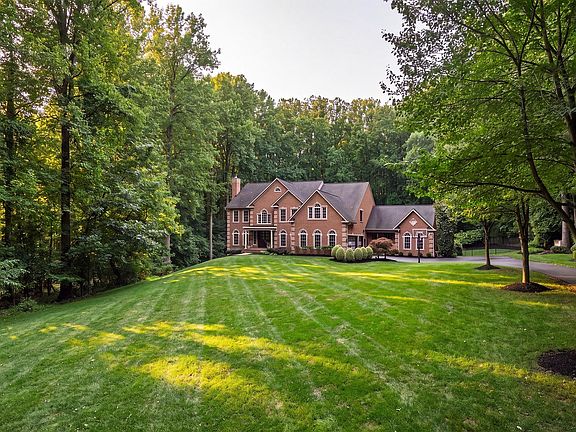 3rd image of 13773 Lakeside Dr