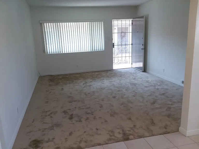 2732 Arlington Ave — Photo 6