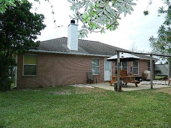 4th image of 4375 Marilyn Ct