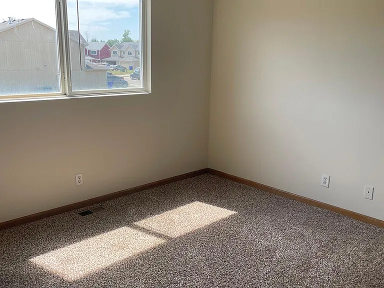 2504 Deerfield Blvd — Photo 13